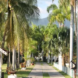 Plage de Montrouis - Carrefour