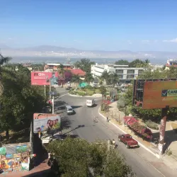 Place Saint-Pierre - Port-au-Prince - Delmas