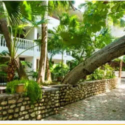 Le Plaza Hotel - Pétion-Ville