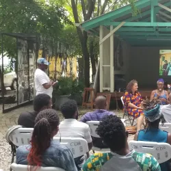 Community Art and Craft Workshops - Thomassique