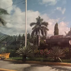 Parque Central de La Lima - La Lima