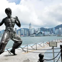 Tsim Sha Tsui Promenade and Avenue of Stars - Hong Kong