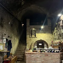 Valley of the Beautiful Women (Szépasszonyvölgy) - Eger