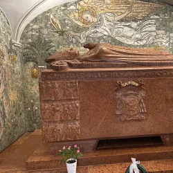 Gyor Basilica (Cathedral of the Assumption) - Gyor