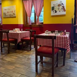 Local Hungarian Restaurants - Üröm