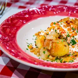 Local Hungarian Restaurants - Üröm