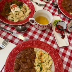 Local Hungarian Restaurants - Üröm