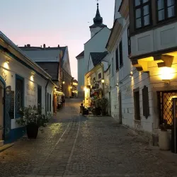 Danube River Promenade - Szentendre