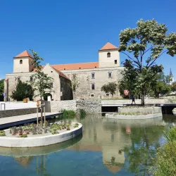 Thury Castle - Varpalota