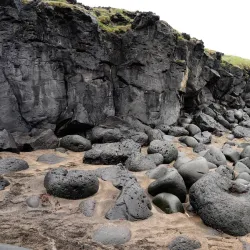 Skarðsvík Beach - Akranes