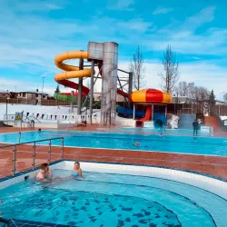 Akureyri Swimming Pool (Sundlaug Akureyrar) - Akureyri