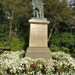 Hljómskálagarður Park - Kopavogur