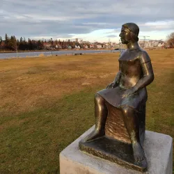 Hljómskálagarður Park - Kopavogur