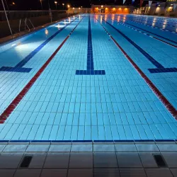 Kópavogur Swimming Pool (Sundlaug Kópavogs) - Kopavogur