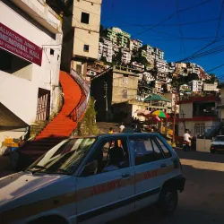 Dawrpui Vengthar - Aizawl