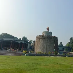Akluj Fort - Akluj