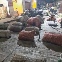 Akluj Market - Akluj