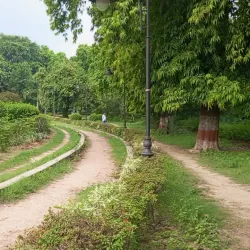 Chandra Shekhar Azad Park (Company Bagh) - Allahabad