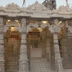 Gandevi Jain Temple - Bilimora