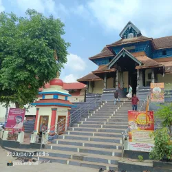 Aranmula Parthasarathy Temple - Chengannur