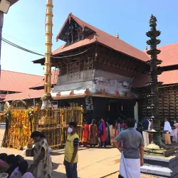 Aranmula Parthasarathy Temple - Chengannur