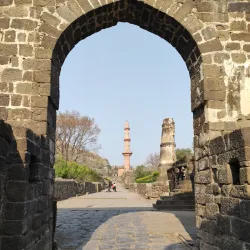 Daulatabad Fort - Chhatrapati Sambhajinagar