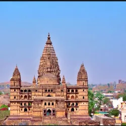 Chaturbhuj Temple - Datia