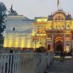 Chaturbhuj Temple - Datia