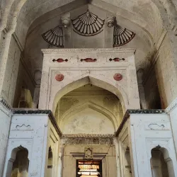 Chaturbhuj Temple - Datia