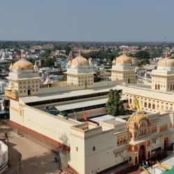 Chaturbhuj Temple - Datia