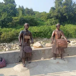 Robber's Cave (Guchhupani) - Dehradun