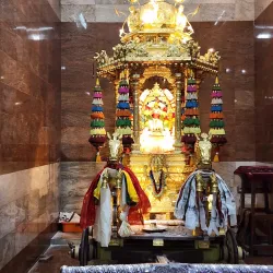 Pazhamudircholai Murugan Temple - Dindigul