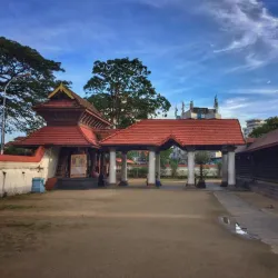 Ernakulam Shiva Temple - Ernakulam