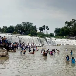 Kodiveri Dam - Erode