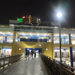 Vaishali Metro Station Area - Ghaziabad