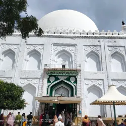 Khwaja Bande Nawaz Dargah - Gulbarga