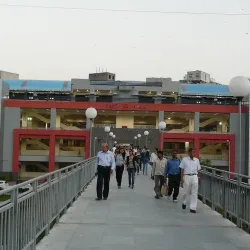Vaishali Metro Station - Indirapuram