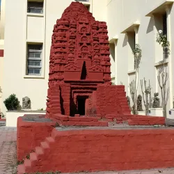 Indore Museum (Central Museum) - Indore