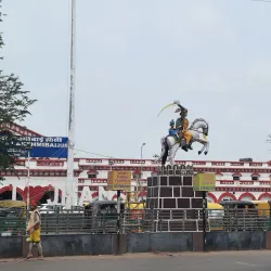 Jhansi Railway Station - Jhansi