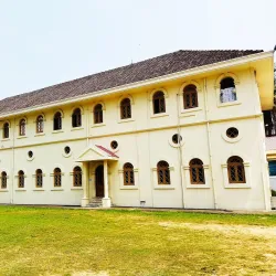 Santa Cruz Basilica - Kochi