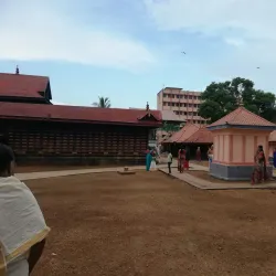 Thirunakkara Mahadeva Temple - Kottayam