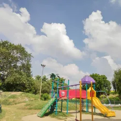 Gautam Buddha Park - Lahar