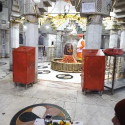 Kundeshwar Temple - Lahar