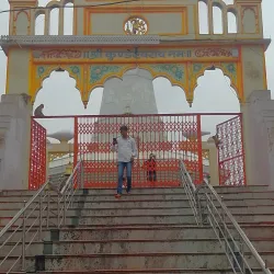 Kundeshwar Temple - Lahar