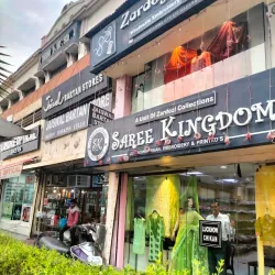 Hazratganj Market - Lucknow (Lakhnau)