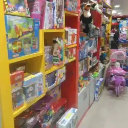 Hazratganj Market - Lucknow (Lakhnau)