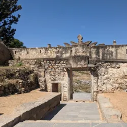 Madhugiri Fort - Madhugiri