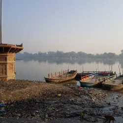 Dwarkadhish Temple - Mathura