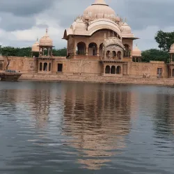 Kusum Sarovar - Mathura