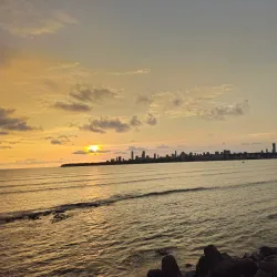 Marine Drive - Mumbai